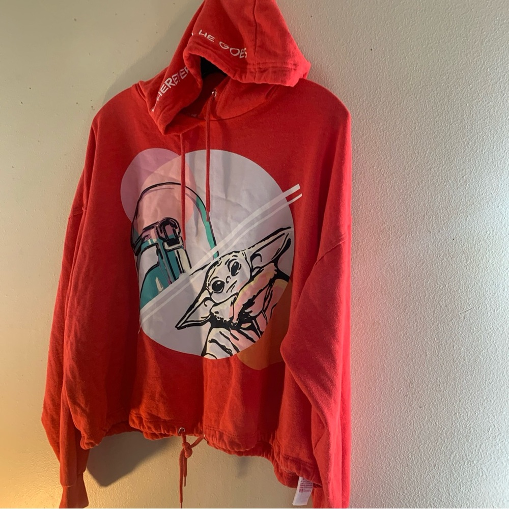 Disney Store Cropped Mandalorian Hoodie Woman’s Size XL